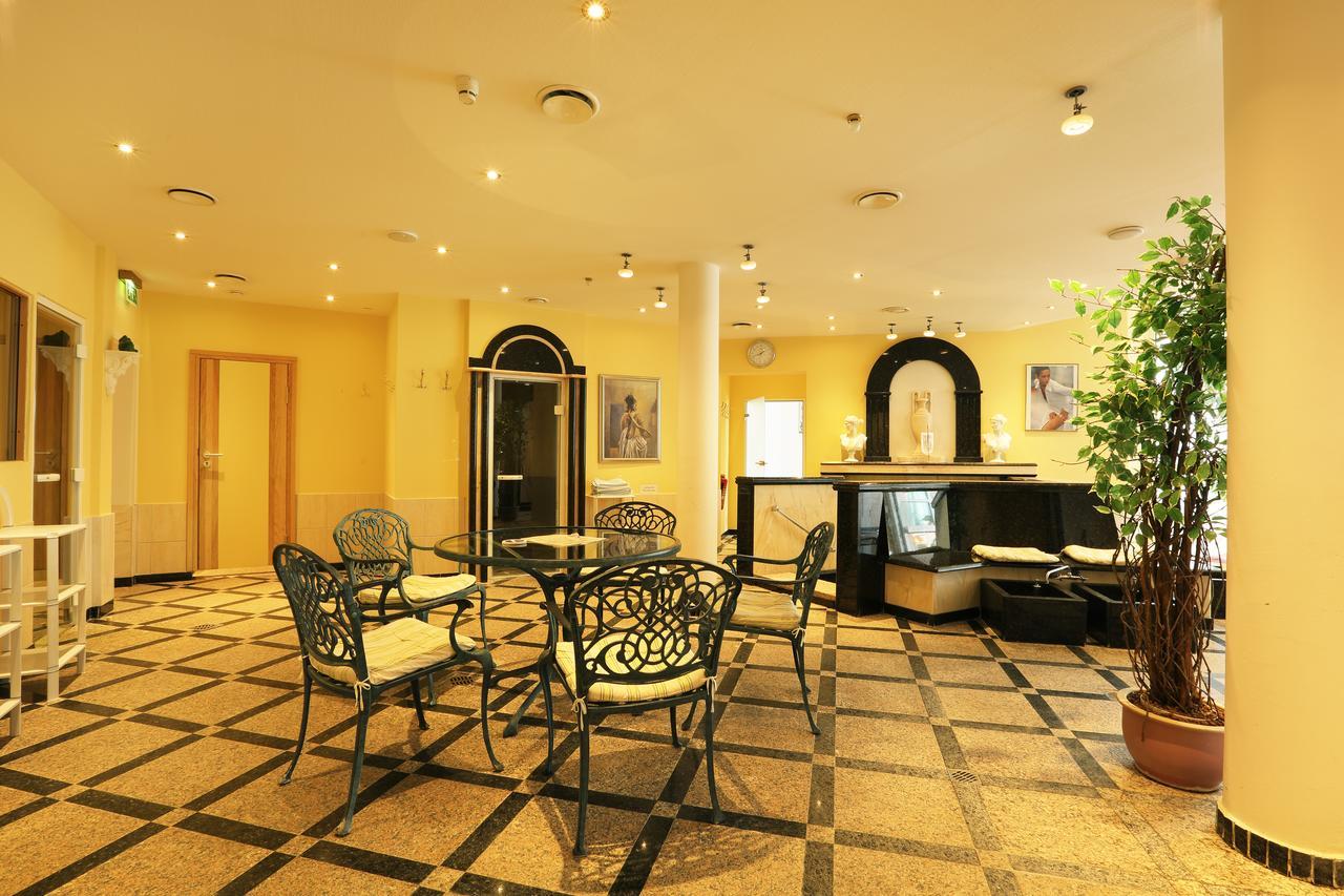 Hotel Waldesrand 赫尔福德 外观 照片